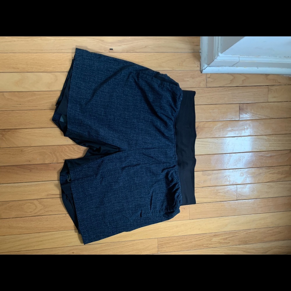 Men’s Lululemon Shorts (Lined)